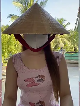 BabyThree  online show from 24, 11, 2025