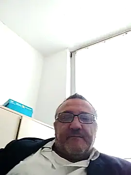 Snapshot of frabsx chatting on 10, 11, 2025 frabsx online show from 10, 11, 2025