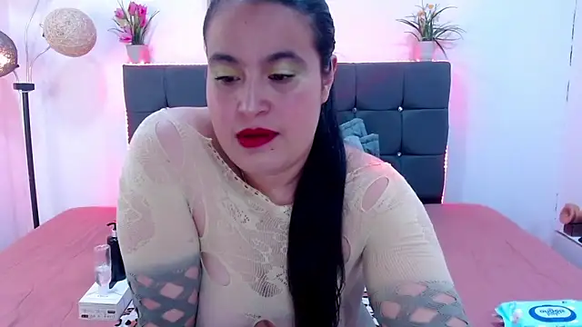 mia xx1 online show from 5, 2, 2026