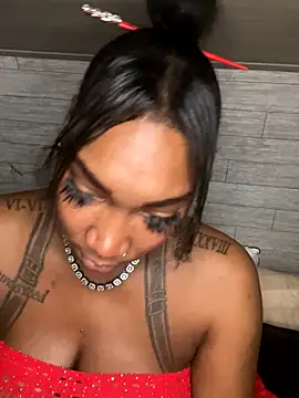 CUMQUEEN-XXX69 online show from 26, 9, 2025