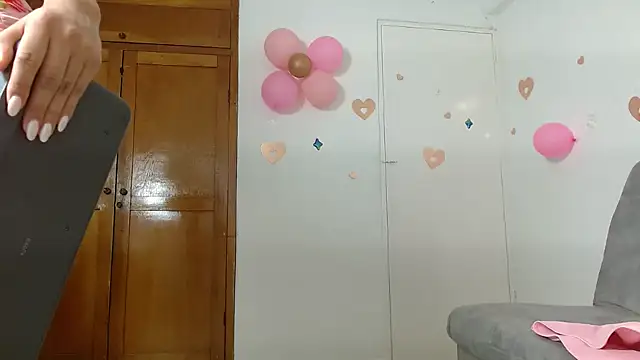Snapshot of Baby_Lovehot_1 chatting on 13, 7, 2026 Baby Lovehot 1 online show from 13, 7, 2026