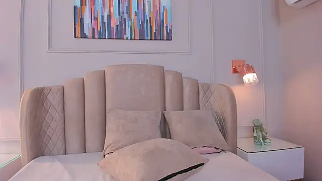 aria greco online show from 6, 12, 2024