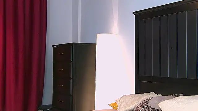 Snapshot of Yanira_Muslim chatting on 17, 9, 2025 Yanira Muslim online show from 17, 9, 2025