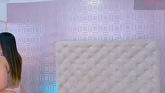 Sara Desire online show from 23, 11, 2025