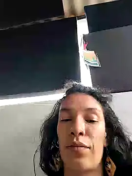 Snapshot of rebekka_simpson chatting on 17, 12, 2024 rebekka simpson online show from 17, 12, 2024