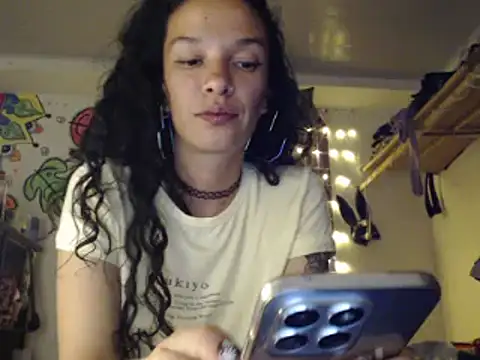 Snapshot of rebekka_simpson chatting on 26, 12, 2024 rebekka simpson online show from 26, 12, 2024