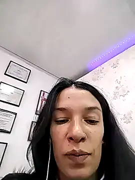 Snapshot of rebekka_simpson chatting on 7, 2, 2025 rebekka simpson online show from 7, 2, 2025