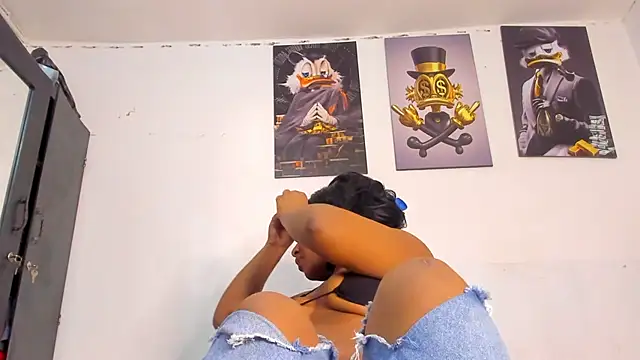 kriixtybrown online show from 27, 1, 2025