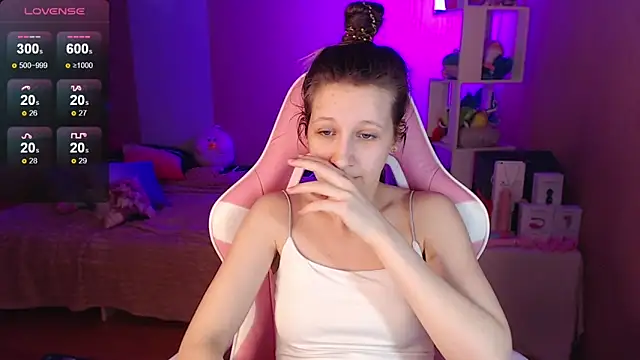 ur kitty   online show from 13, 1, 2025