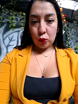 Bella keny online show from 8, 6, 2026