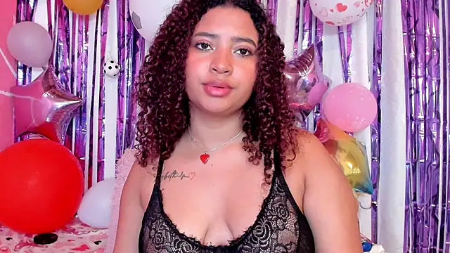 Snapshot of JessyZoe chatting on 22, 7, 2026 JessyZoe online show from 22, 7, 2026