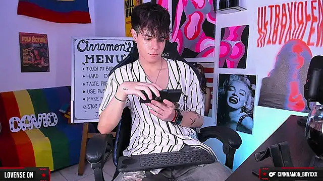 cinnamon boyxxx online show from 6, 12, 2024