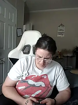 velvetta  online show from 13, 3, 2025