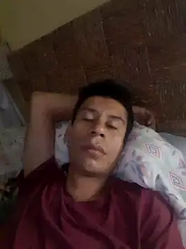 Snapshot of josehot151515 chatting on 2, 2, 2025 josehot151515 online show from 2, 2, 2025