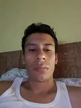 Snapshot of josehot151515 chatting on 3, 2, 2025 josehot151515 online show from 3, 2, 2025