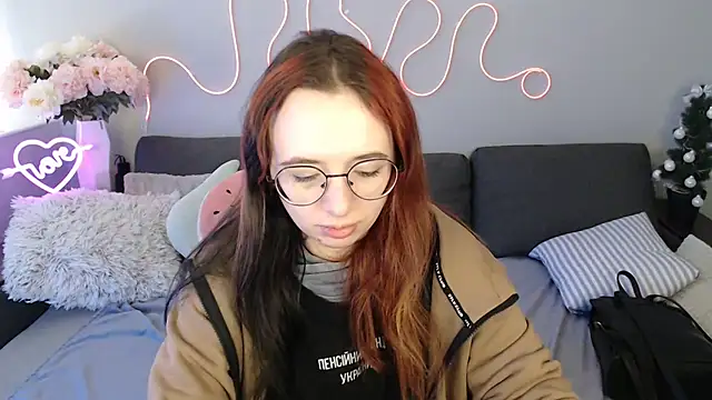 Snapshot of Mini_Diva chatting on 1, 2, 2026 Mini Diva online show from 1, 2, 2026