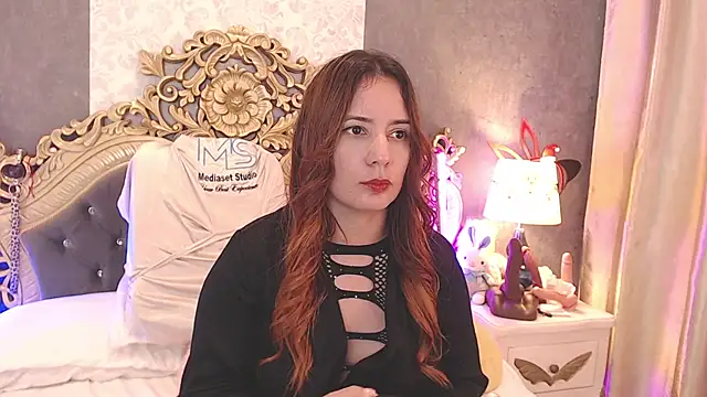 Giselle Noah online show from 4, 2, 2026