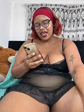 MimiCurves online show from 29, 5, 2026