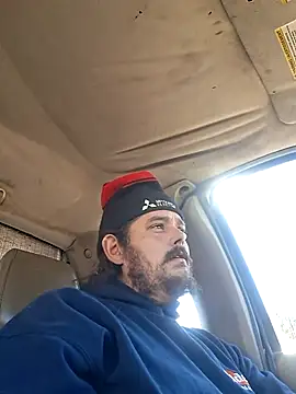 Snapshot of daddysmalldick502 chatting on 3, 11, 2025 daddysmalldick502 online show from 3, 11, 2025