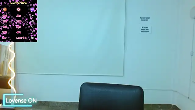 martinna tay online show from 4, 3, 2025