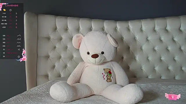 Snapshot of nichole_bree_ chatting on 27, 2, 2025 nichole bree online show from 27, 2, 2025