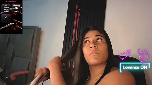 Snapshot of Rubi_boobs_ chatting on 2, 7, 2026 Rubi boobs online show from 2, 7, 2026
