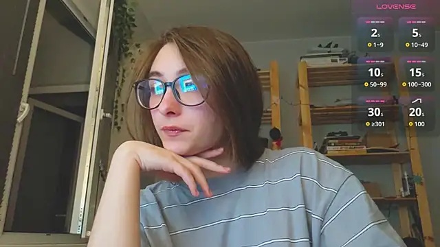 monlight  dana online show from 13, 11, 2025