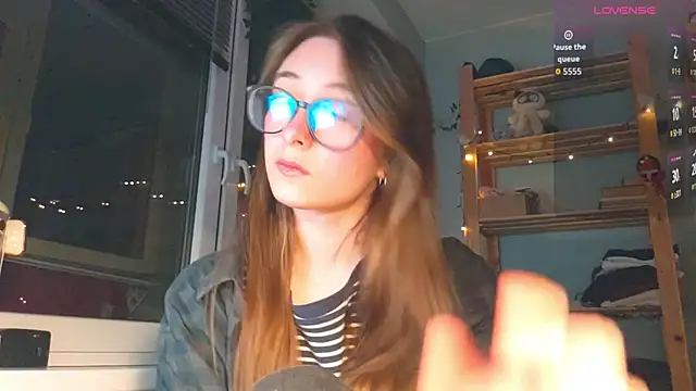 monlight  dana online show from 13, 4, 2026