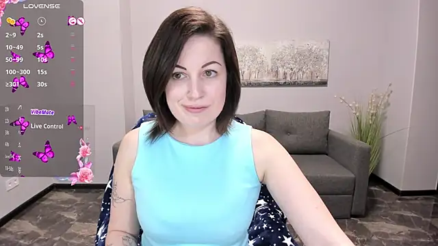 Snapshot of Emily_Midlton chatting on 12, 3, 2025 Emily Midlton online show from 12, 3, 2025