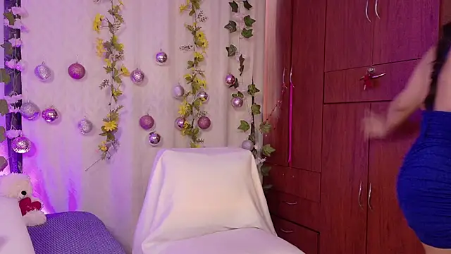 cattaleya1476 online show from 15, 12, 2025