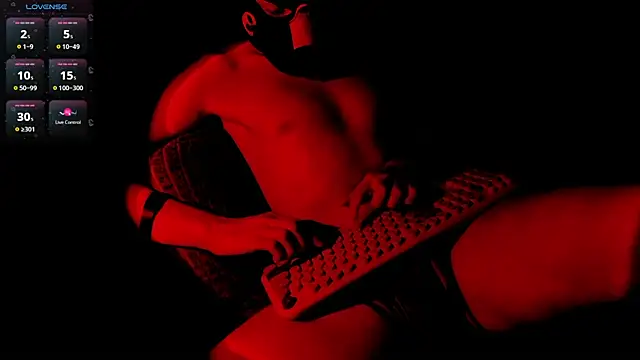 Snapshot of tailer_ chatting on 9, 7, 2026 tailer online show from 9, 7, 2026