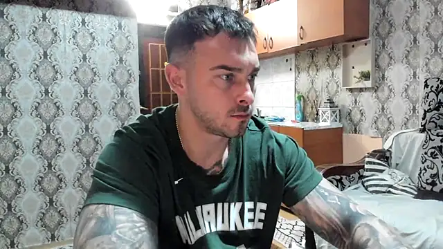 Jonmusclemaster online show from 4, 12, 2025