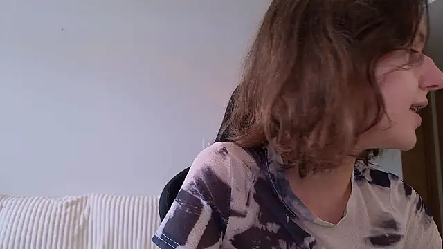 VanessaBayer2 online show from 3, 12, 2024