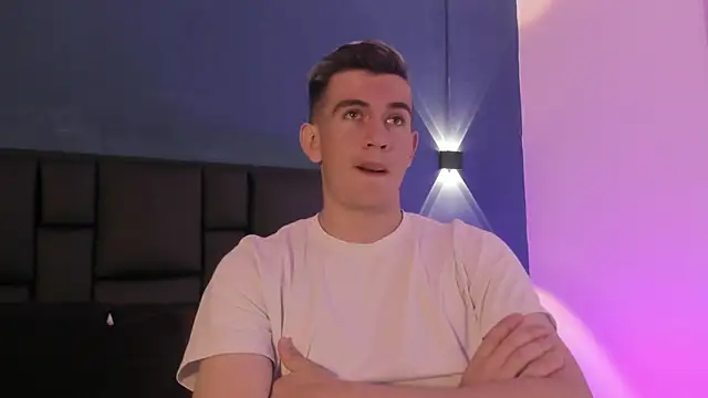 MikaelSlow online show from 11, 2, 2026