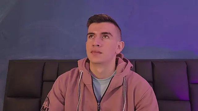 MikaelSlow online show from 5, 3, 2026