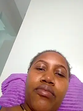 SquirtQueen222 online show from 9, 12, 2024