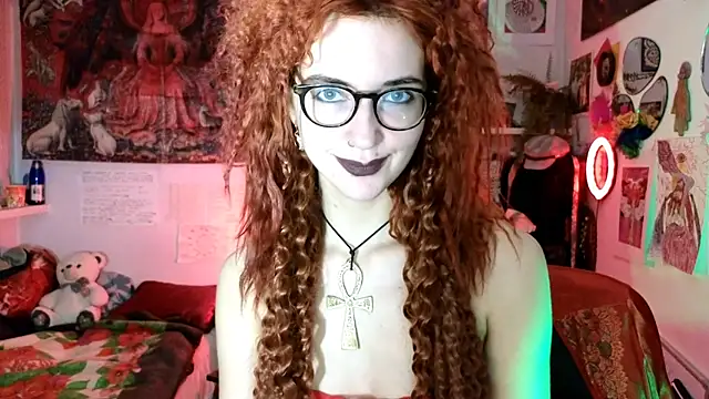 Snapshot of TatianaRomanov chatting on 15, 5, 2026 TatianaRomanov online show from 15, 5, 2026