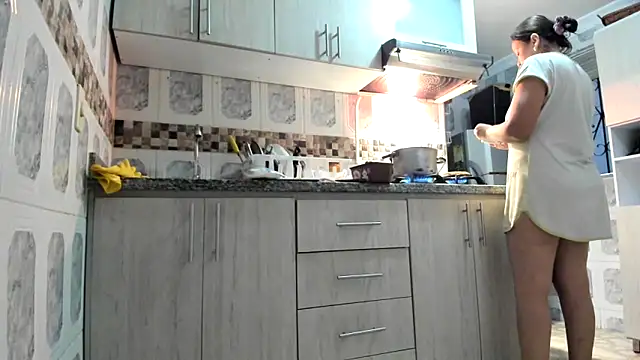 MarilynDavies online show from 29, 11, 2025