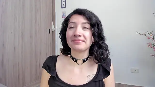 Snapshot of Tanya_WorldBondage chatting on 9, 12, 2024 Tanya WorldBondage online show from 9, 12, 2024