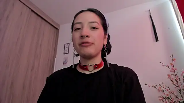 Snapshot of Tanya_WorldBondage chatting on 12, 12, 2024 Tanya WorldBondage online show from 12, 12, 2024