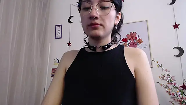 Snapshot of Tanya_WorldBondage chatting on 27, 1, 2025 Tanya WorldBondage online show from 27, 1, 2025