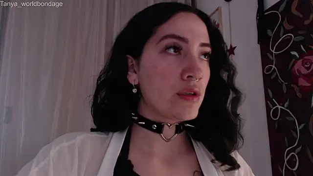 Snapshot of Tanya_WorldBondage chatting on 10, 9, 2025 Tanya WorldBondage online show from 10, 9, 2025