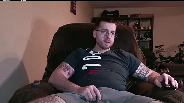 JayXCee Official online show from 1, 2, 2026