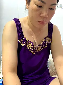 Baby-bigtits online show from 25, 11, 2025