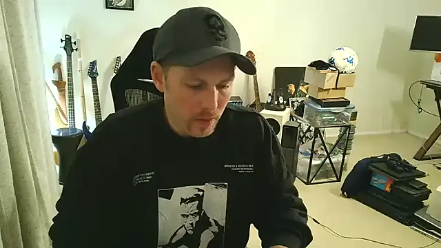 Rock Pierce online show from 15, 11, 2025