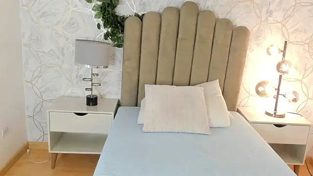 Roma  love online show from 20, 1, 2025