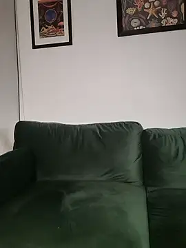 Redfloweer1 online show from 16, 2, 2025