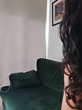 Redfloweer1 online show from 11, 3, 2025