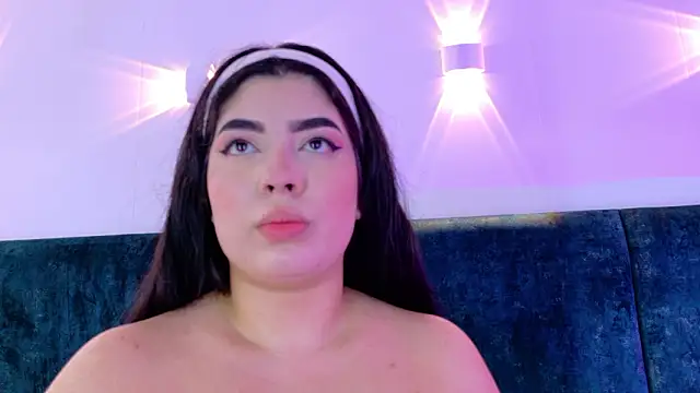 AgathaLynx online show from 5, 2, 2026