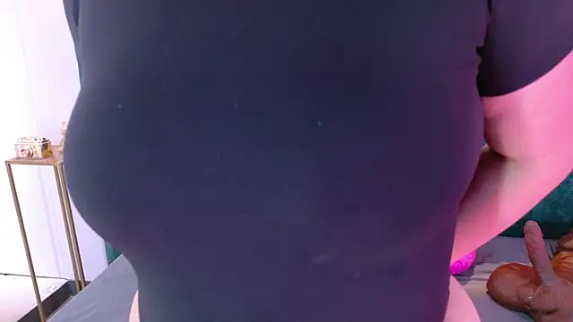 AgathaLynx online show from 12, 4, 2026